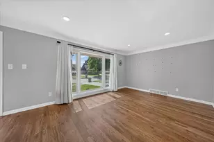 6796 Norwood Ave, Allen Park, MI 48101 - Photo 11