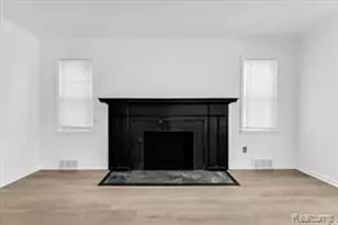 19703 Mansfield St, Detroit, MI 48235 - Photo 5