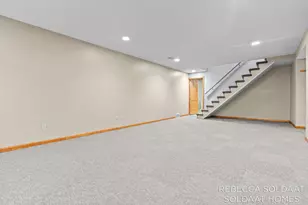 3464 Leonard St NW, Grand Rapids, MI 49534 - Photo 37