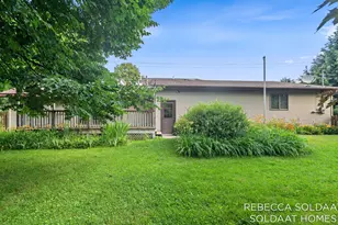 3464 Leonard St NW, Grand Rapids, MI 49534 - Photo 47