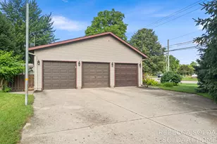 3464 Leonard St NW, Grand Rapids, MI 49534 - Photo 55