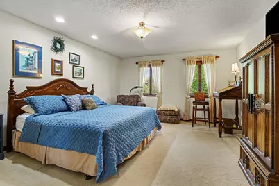 2616 Oakbrook Drive, Saint Joseph, MI 49085 - Photo 23