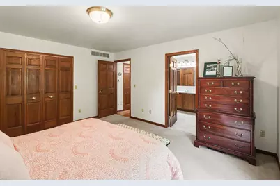 11202 Clovis Pointe Drive, South Lyon, MI 48178 - Photo 19
