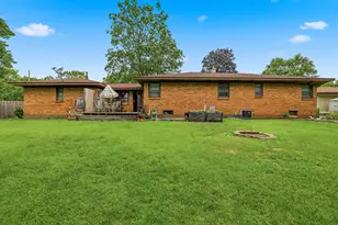 736 Lillian St, Holland, MI 49424 - Photo 3