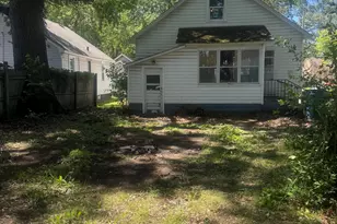 768 Hill Ave, Muskegon, MI 49442 - Photo 9