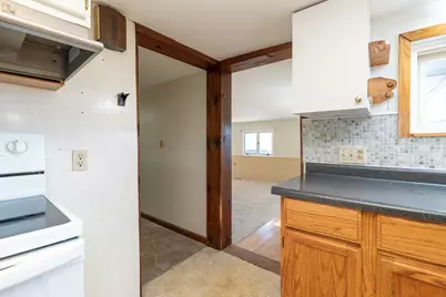 10334 Woodlawn Drive, Portage, MI 49002 - Photo 11
