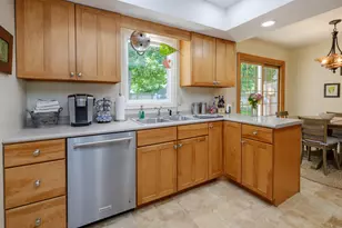 5482 Lindenwood St, Kalamazoo, MI 49004 - Photo 9