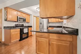 544 North Dr, Wyandotte, MI 48192 - Photo 11