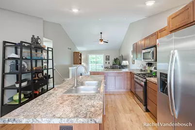657 Wren Court #5, Middleville, MI 49333 - Photo 7