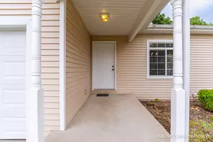 657 Wren Ct, Middleville, MI 49333 - Photo 3