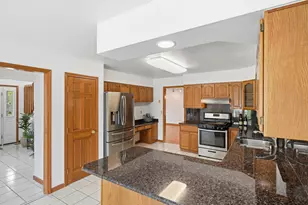 1657 Wake Robin Ct, Ann Arbor, MI 48103 - Photo 9
