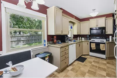 1420 Owen Street, Lansing, MI 48915 - Photo 9