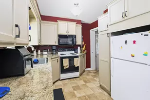 1420 Owen St, Lansing, MI 48915 - Photo 11