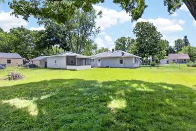 1049 Bloomfield Avenue, Plainwell, MI 49080 - Photo 17