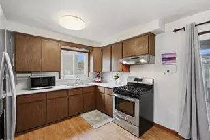 8171 Perrin Ave, Westland, MI 48185 - Photo 9