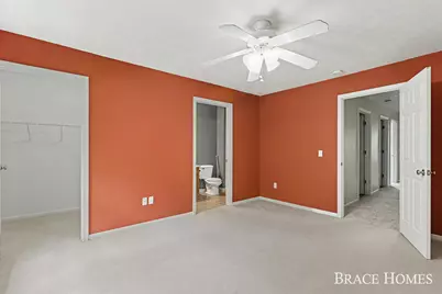 1776 Grand Court NE, Grand Rapids, MI 49525 - Photo 15