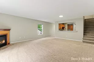1776 Grand Ct NE, Grand Rapids, MI 49525 - Photo 5