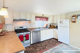 4443 Cedar Wood St NE, Rockford, MI 49341 - Photo 9