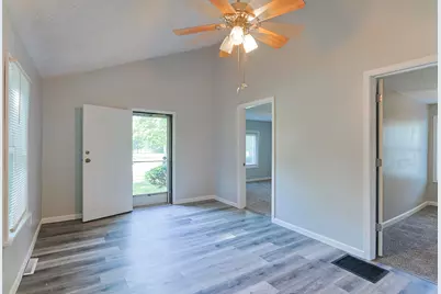 104 Clyborn Street, Dowagiac, MI 49047 - Photo 11