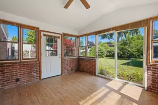 33030 Barton St, Garden City, MI 48135 - Photo 13