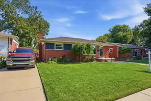 33030 Barton St, Garden City, MI 48135 - Photo 3