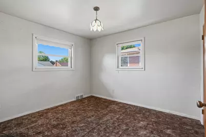 33030 Barton Street, Garden City, MI 48135 - Photo 17