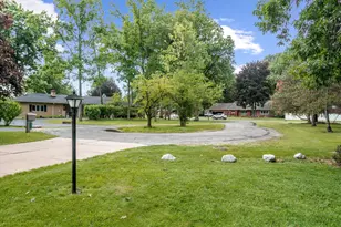 8936 Birchwood Ct, Newport, MI 48166 - Photo 49