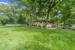 8936 Birchwood Ct, Newport, MI 48166 - Photo 5