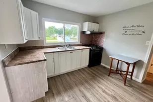 503 Center St, Sturgis, MI 49091 - Photo 5