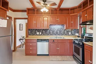 406 N Gremps St, Paw Paw, MI 49079 - Photo 13