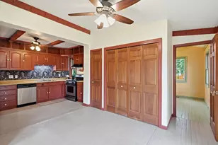 406 N Gremps St, Paw Paw, MI 49079 - Photo 15