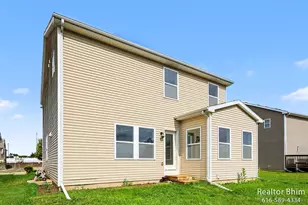 620 Worthington Dr, Lansing, MI 48906 - Photo 39