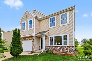 620 Worthington Dr, Lansing, MI 48906 - Photo 3