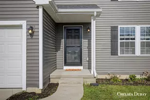 4887 Meadow Brown Dr, Hudsonville, MI 49426 - Photo 3