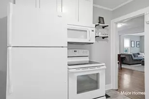 839 Crescent St NE, Grand Rapids, MI 49503 - Photo 15