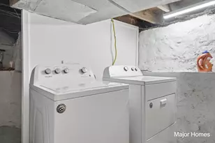 839 Crescent St NE, Grand Rapids, MI 49503 - Photo 29