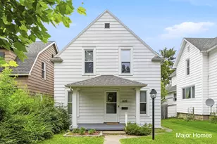 839 Crescent St NE, Grand Rapids, MI 49503 - Photo 3