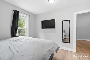 839 Crescent St NE, Grand Rapids, MI 49503 - Photo 21