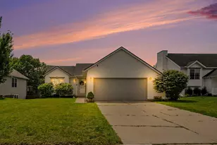 3014 Stonewood St NW, Grand Rapids, MI 49504 - Photo 7