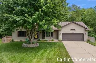 11484 Cameron Ave, Allendale, MI 49401 - Photo 3