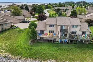 1410 E Harbour Towne Cir, Muskegon, MI 49441 - Photo 5