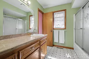 3714 Oskalossa Dr SW, Grandville, MI 49418 - Photo 17