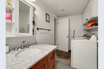 62 S Stewart Street, Muskegon, MI 49442 - Photo 9