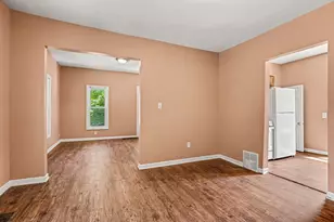 740 12th St NW, Grand Rapids, MI 49504 - Photo 7