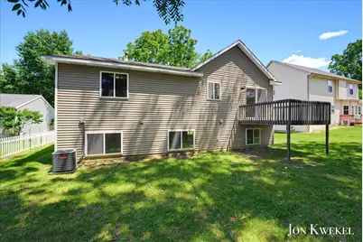 3547 Breton Valley SE, Grand Rapids, MI 49512 - Photo 35