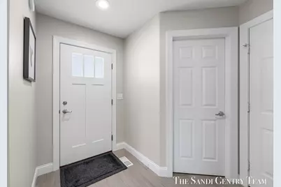 931 Bluff Creek Drive #21, Grand Haven, MI 49417 - Photo 5