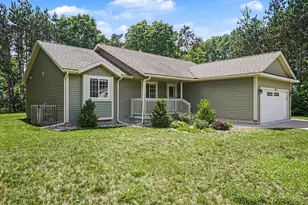 6671 Minard Dr, Muskegon, MI 49442 - Photo 3