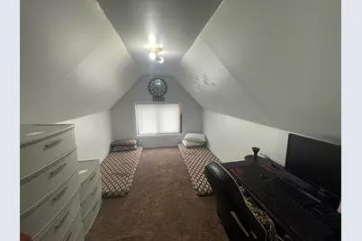 2954 Goodson Street, Hamtramck, MI 48212 - Photo 41