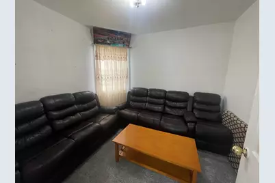 2954 Goodson Street, Hamtramck, MI 48212 - Photo 25