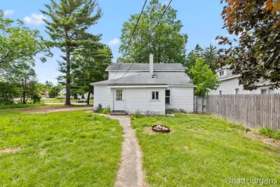 516 N Michigan Avenue, Big Rapids, MI 49307 - Photo 17